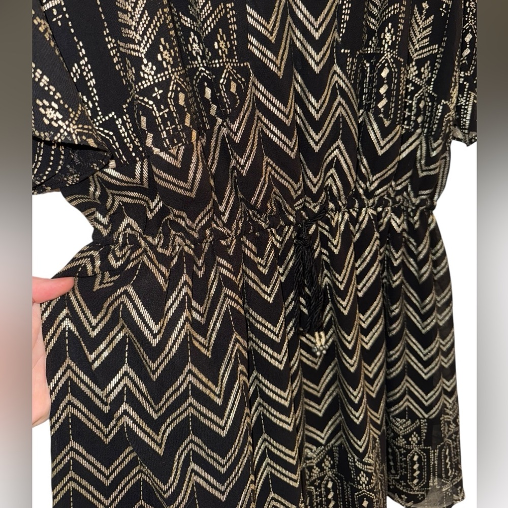 Women’s—Free People Black And Gold Short Split Sleeve V-Neck Dress. Size Small. - Picture 6 of 11